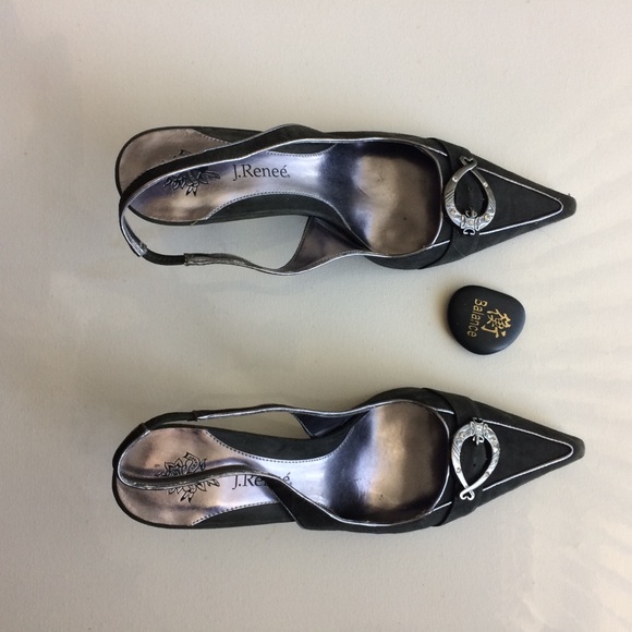 J Renee Shoes - J Renee Heels Green With Silver Accents Size 10 J Renee Shoes - J Renee Heels Green With Silver Accents Size 10